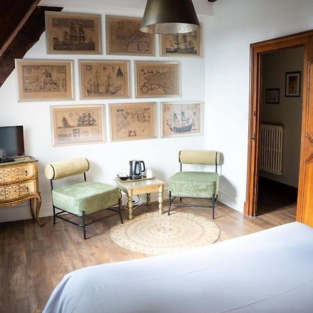 La Meffrais 1741 Bed & Breakfast Dinan Dış mekan fotoğraf