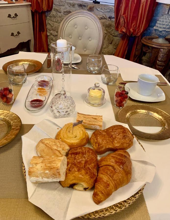 La Meffrais 1741 Bed & Breakfast Dinan Dış mekan fotoğraf