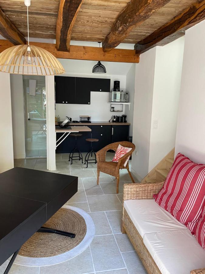 La Meffrais 1741 Bed & Breakfast Dinan Dış mekan fotoğraf