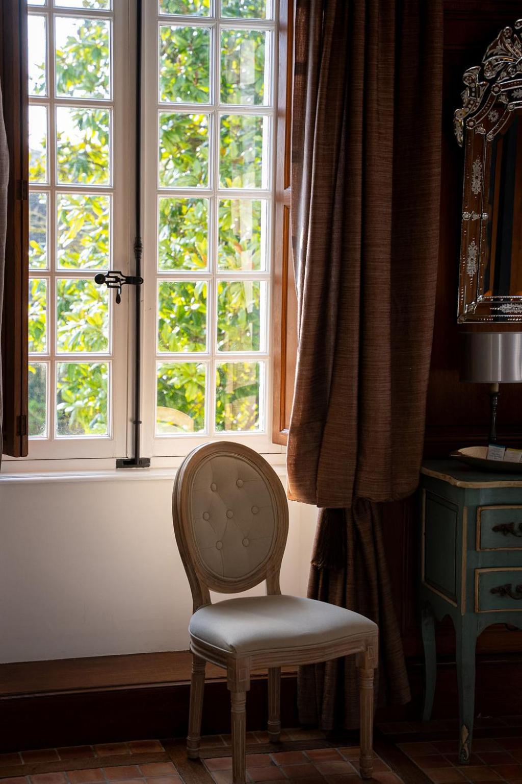 La Meffrais 1741 Bed & Breakfast Dinan Oda fotoğraf