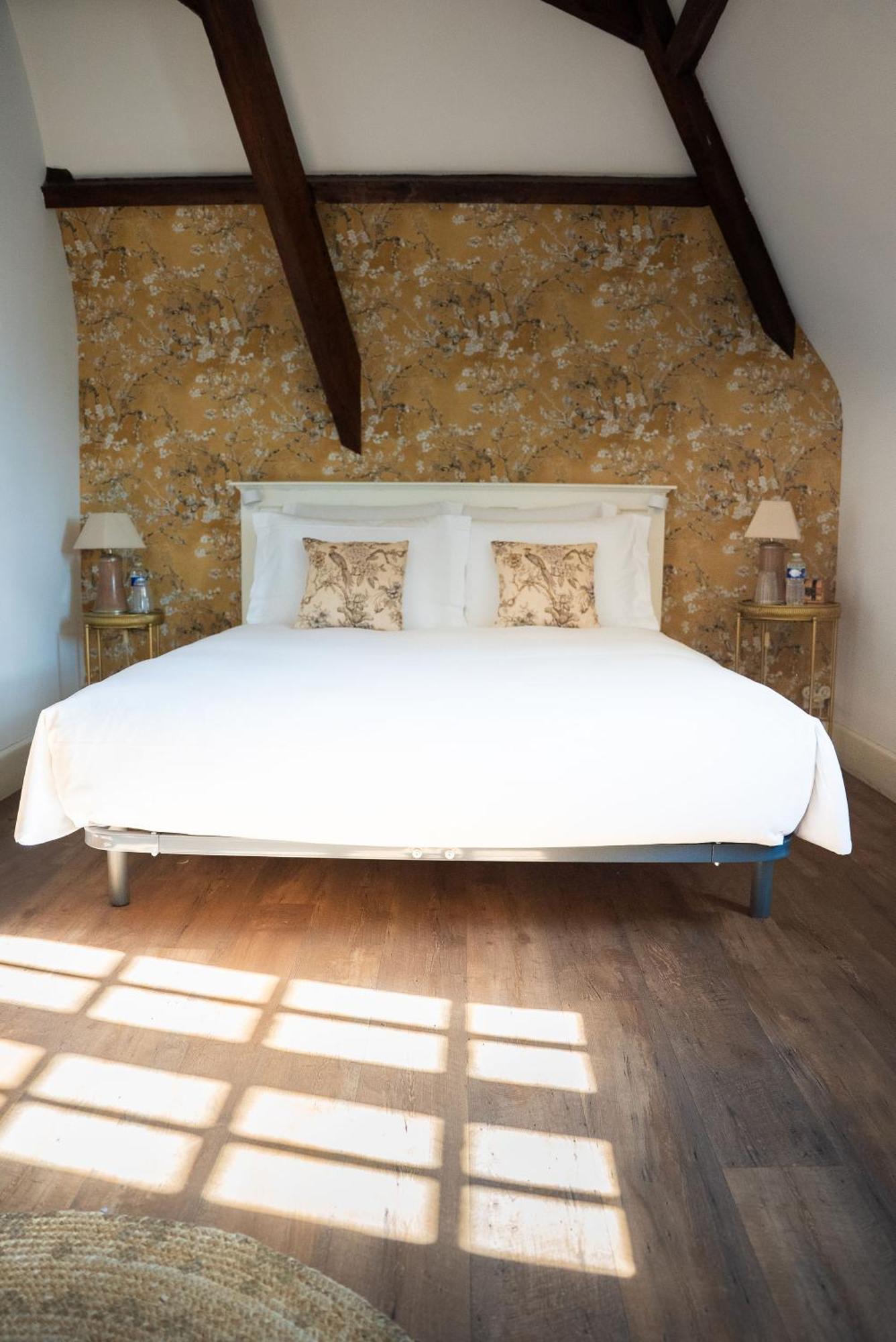La Meffrais 1741 Bed & Breakfast Dinan Dış mekan fotoğraf