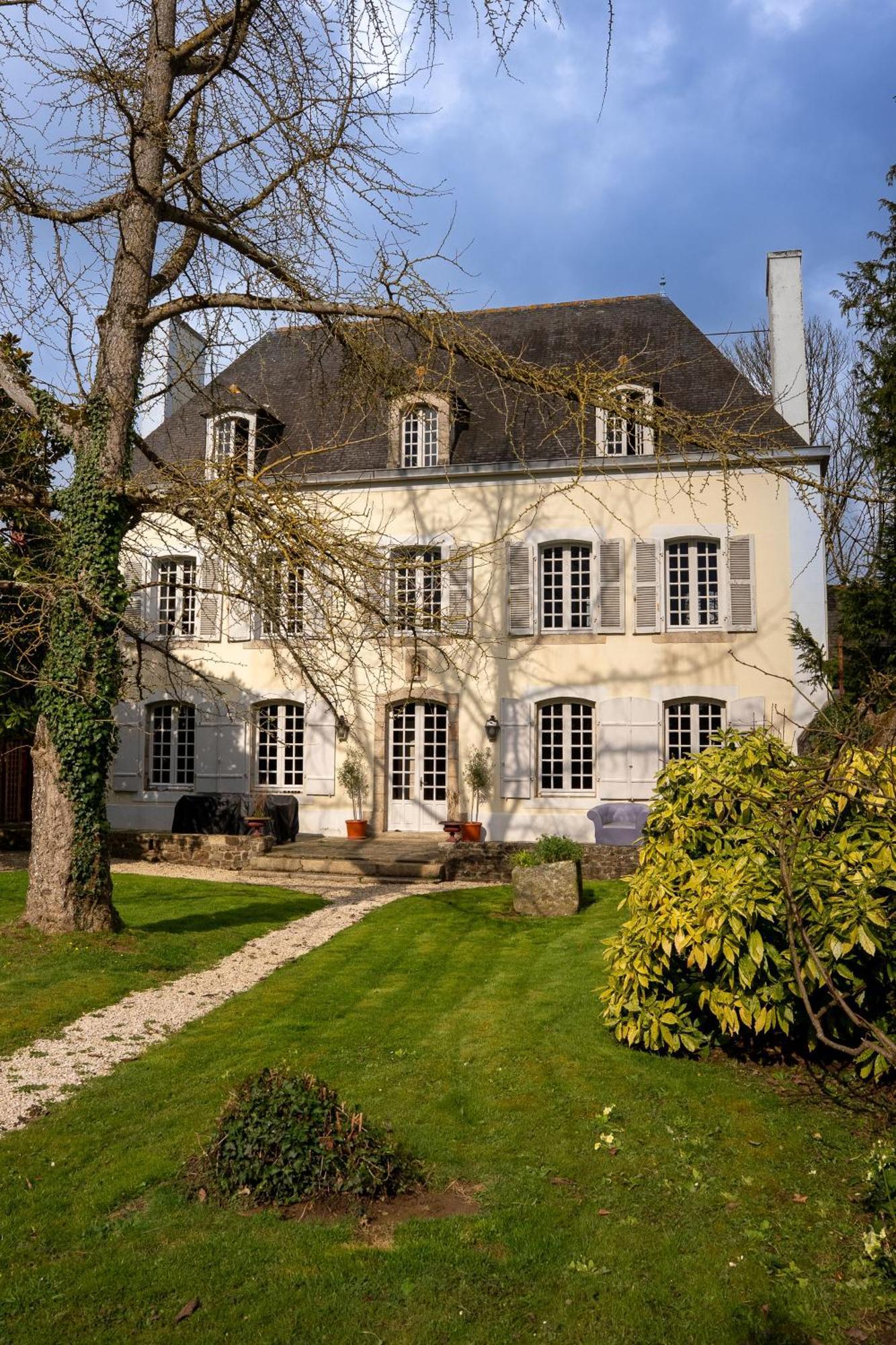 La Meffrais 1741 Bed & Breakfast Dinan Dış mekan fotoğraf